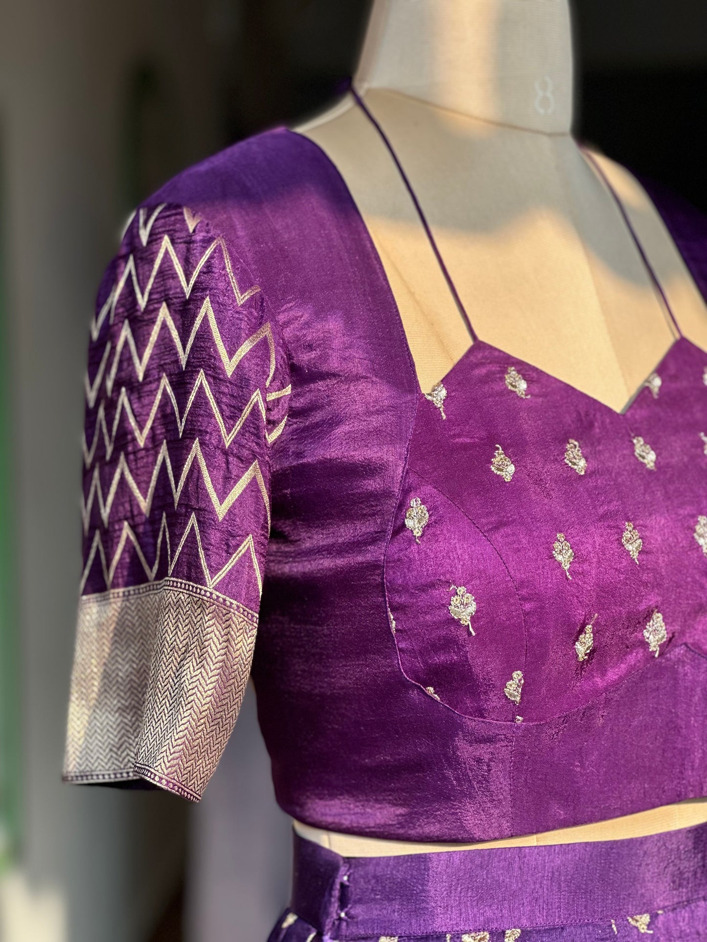 Regal Zari Lehenga